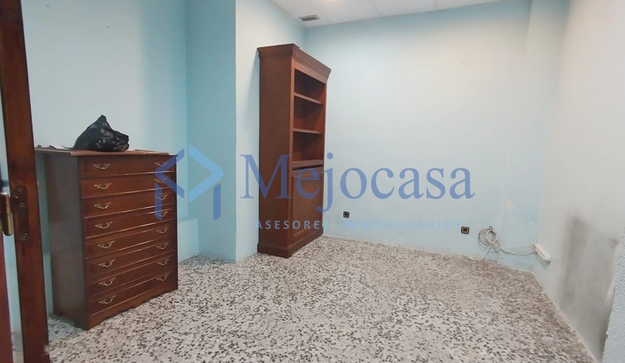 89884-10 Amplio local comercial en Prosperidad.