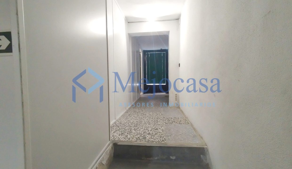 89884-14 Amplio local comercial en Prosperidad.