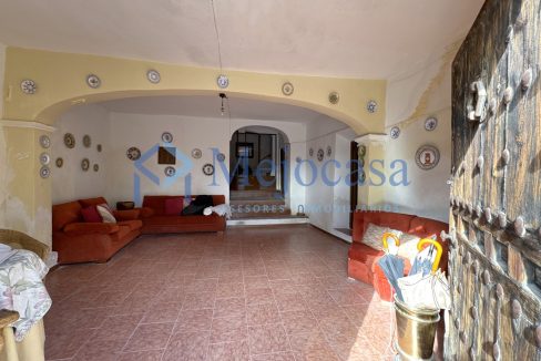 Majestuosa vivienda histórica con cueva-bodega y parcela privada