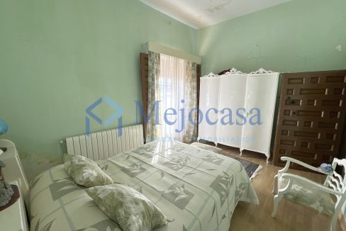 90959-12 Majestuosa vivienda histórica con cueva-bodega y parcela privada