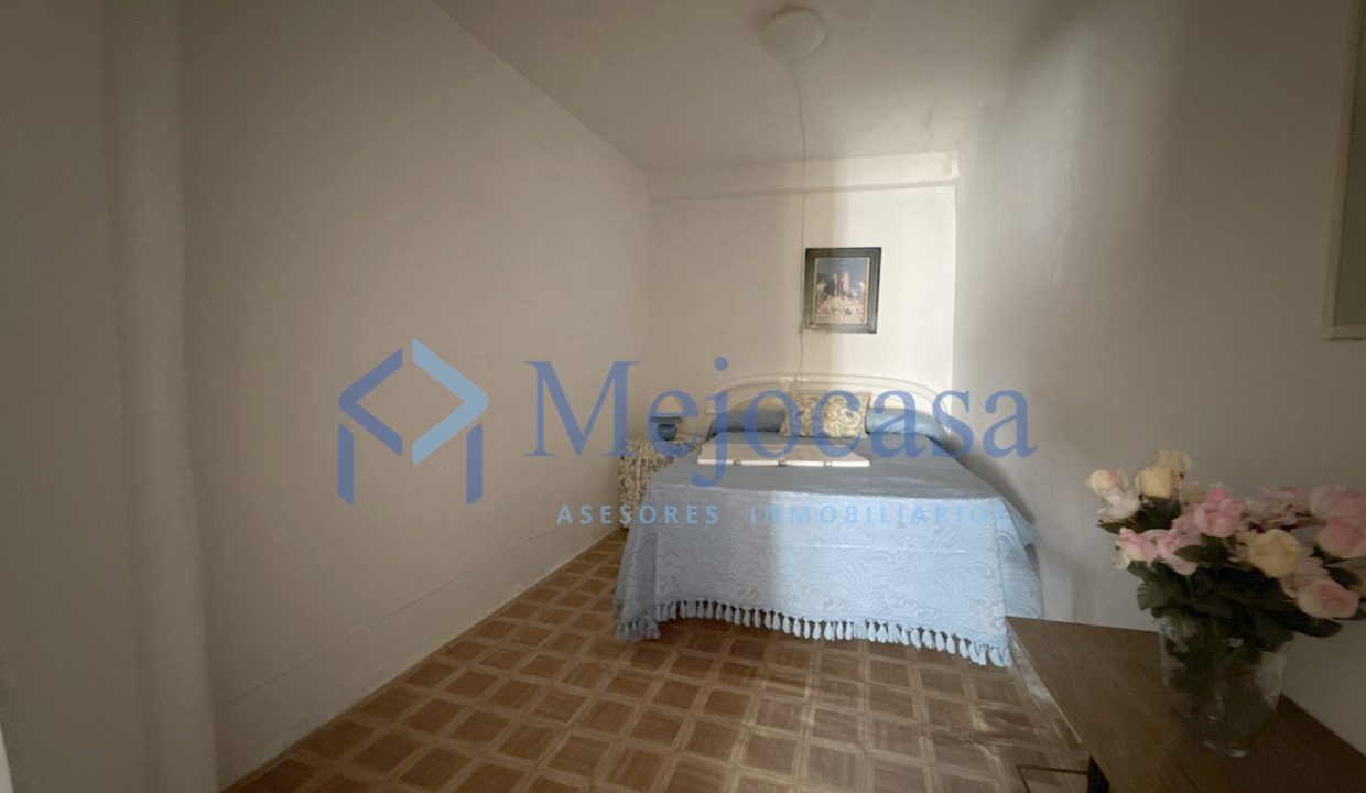 90959-17 Majestuosa vivienda histórica con cueva-bodega y parcela privada