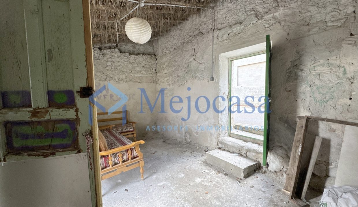 90959-31 Majestuosa vivienda histórica con cueva-bodega y parcela privada