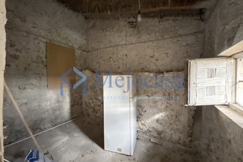 90959-32 Majestuosa vivienda histórica con cueva-bodega y parcela privada