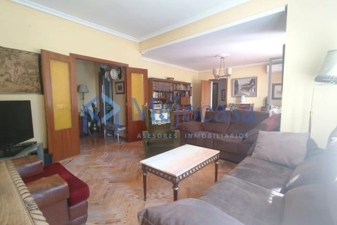91814-01 Luminosa y amplia vivienda en Arapiles (Chamberí).