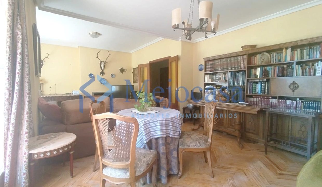 91814-03 Luminosa y amplia vivienda en Arapiles (Chamberí).