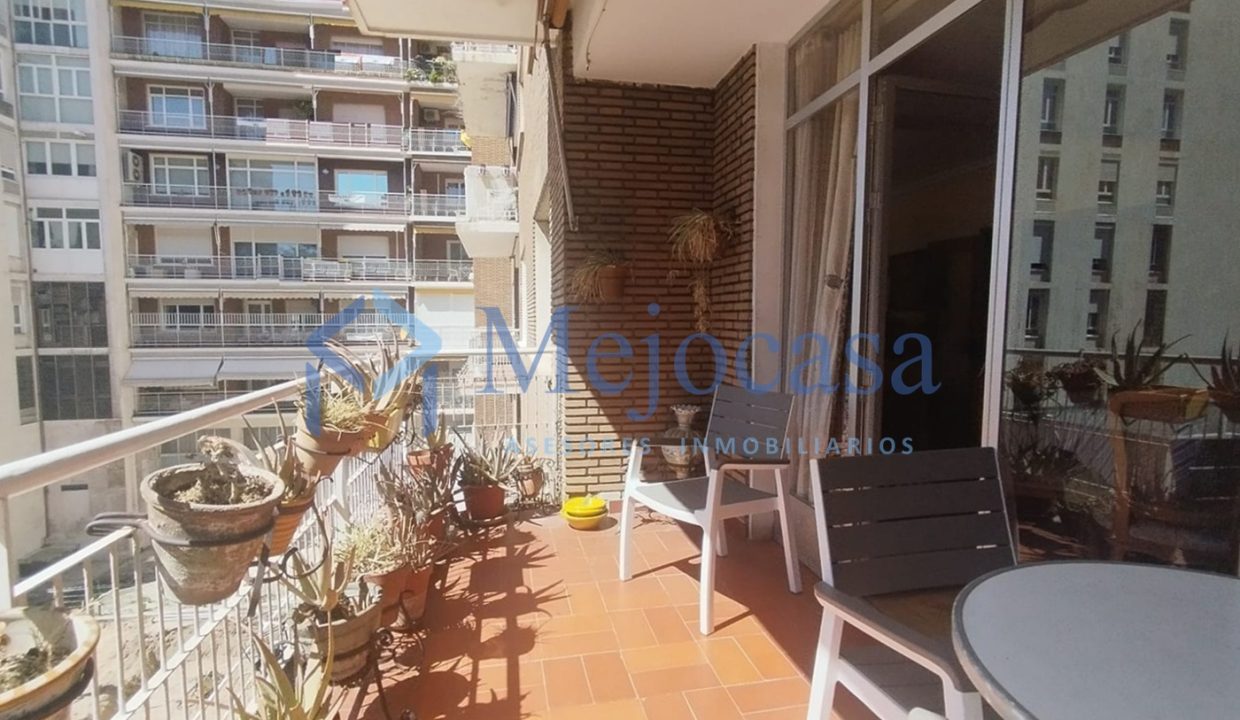 91814-05 Luminosa y amplia vivienda en Arapiles (Chamberí).