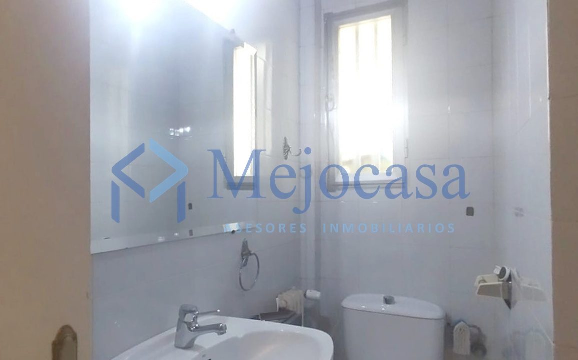 91814-20 Luminosa y amplia vivienda en Arapiles (Chamberí).