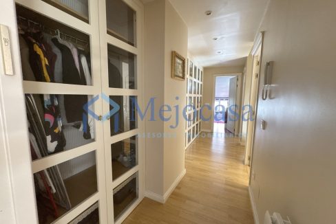 92820-15 Dúplex en urbanización con piscina y zonas ajardinadas en zona norte de Madrid