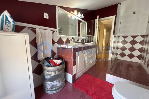 92820-23 Dúplex en urbanización con piscina y zonas ajardinadas en zona norte de Madrid