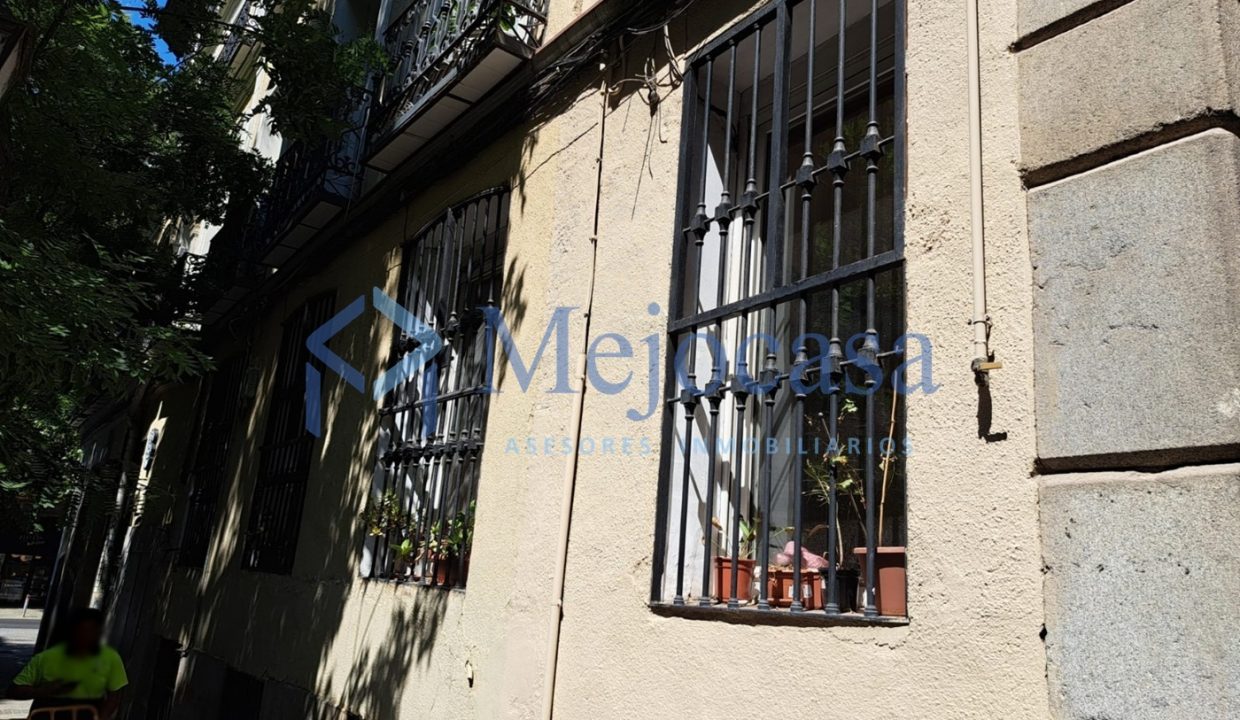92858-06 Piso en entreplanta muy luminoso en Chamberí – Calle Alburquerque