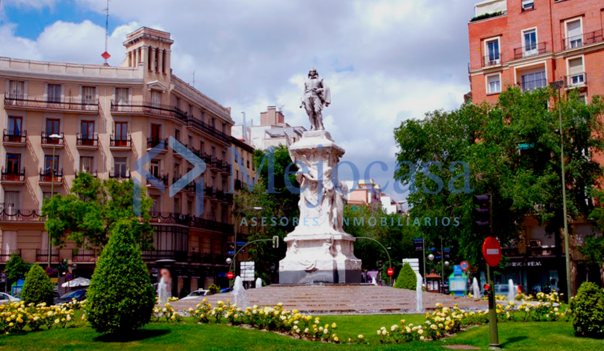 92858-10 Piso en entreplanta muy luminoso en Chamberí – Calle Alburquerque
