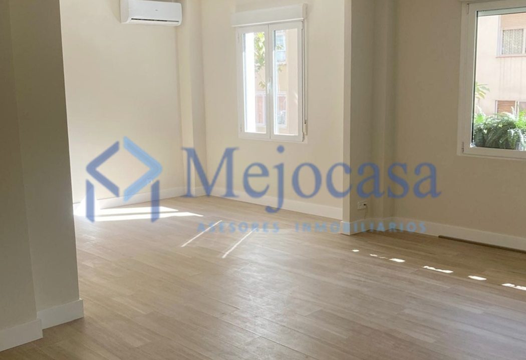 94600-02 Magnífico piso reformado en Avda. Bruselas.