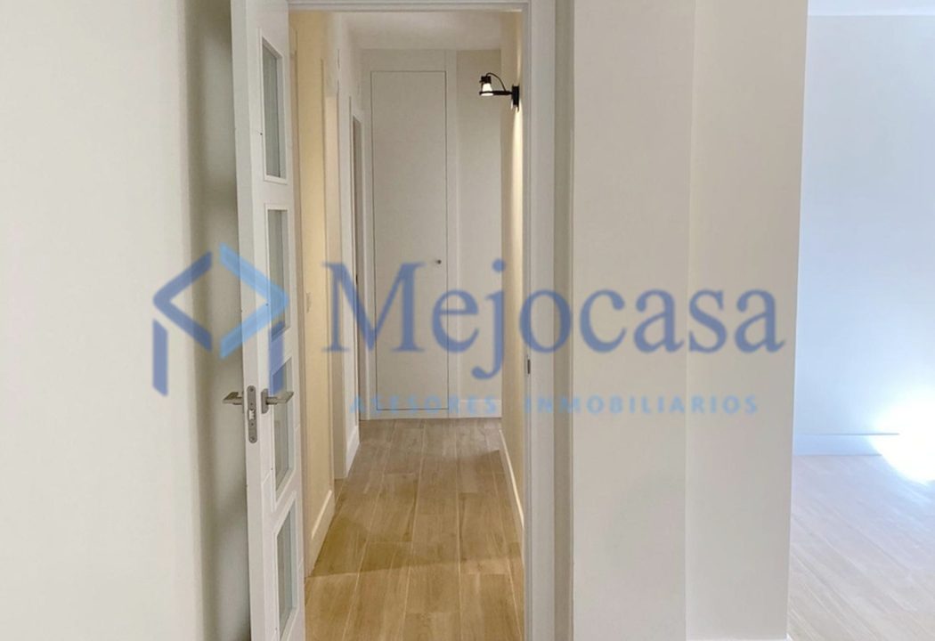 94600-04 Magnífico piso reformado en Avda. Bruselas.