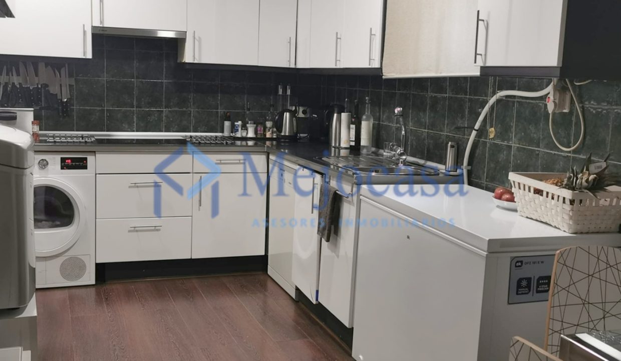 94916-07 Lujosa vivienda en Fernández de la Hoz