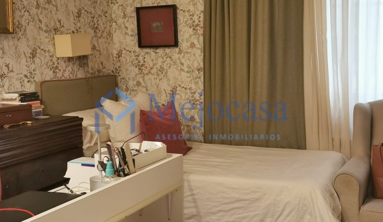 94916-09 Lujosa vivienda en Fernández de la Hoz