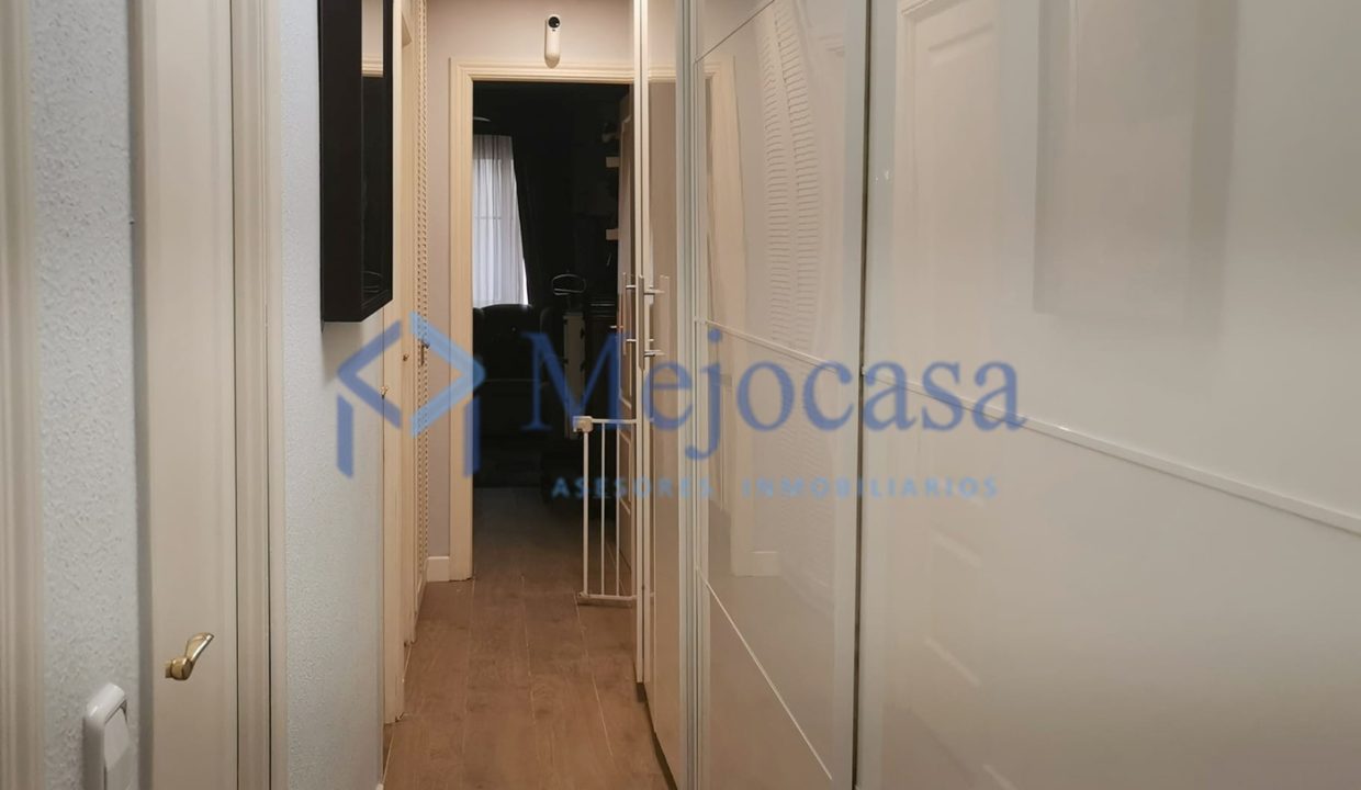 94916-18 Lujosa vivienda en Fernández de la Hoz