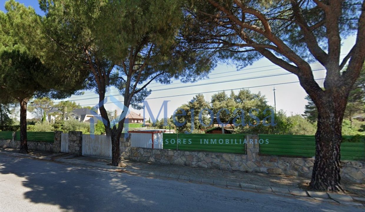 95057-01 Parcela urbanizable en Villaviciosa de Odón, en la Urbanización El Bosque.