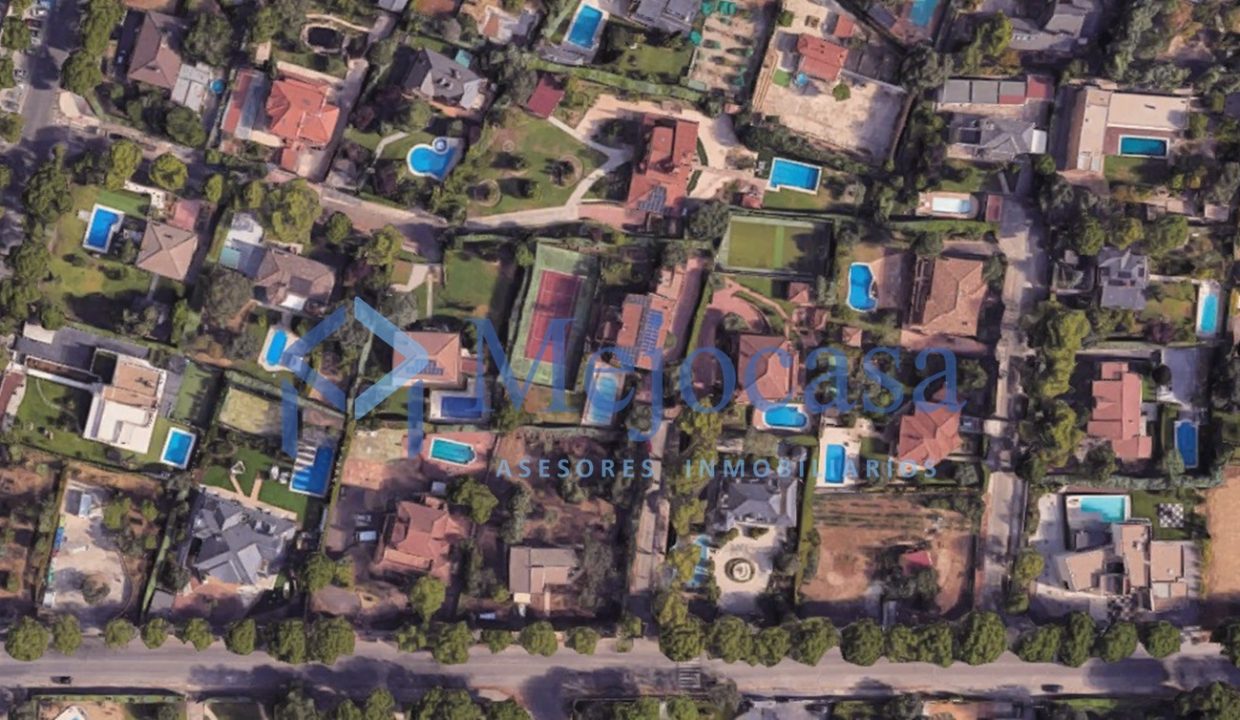 95057-04 Parcela urbanizable en Villaviciosa de Odón, en la Urbanización El Bosque.