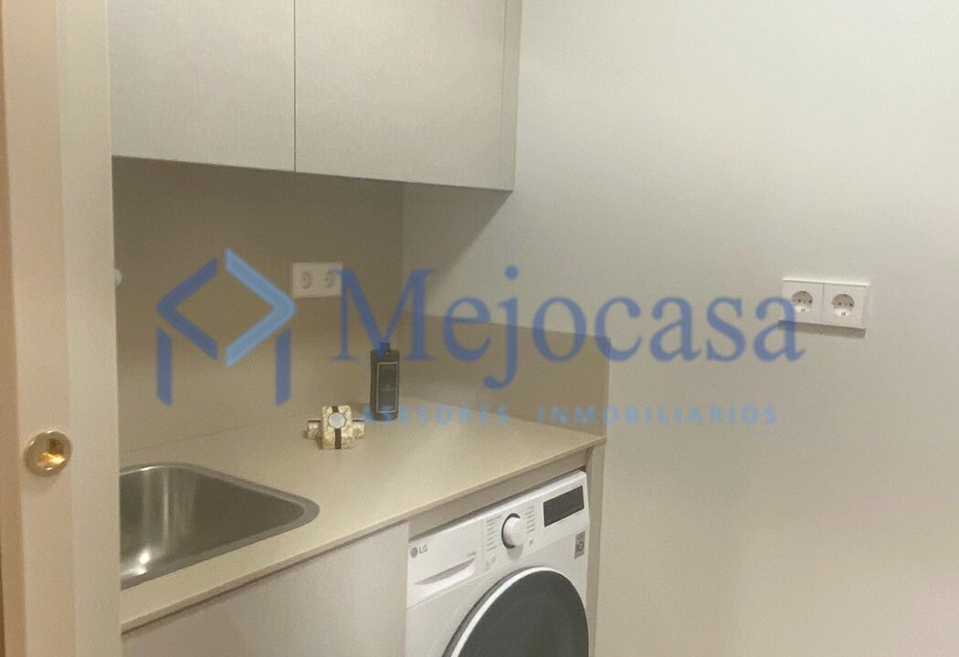 95455-05 Espaciosa  vivienda reformada a estrenar en Calle Mayor, pleno corazón de Madrid