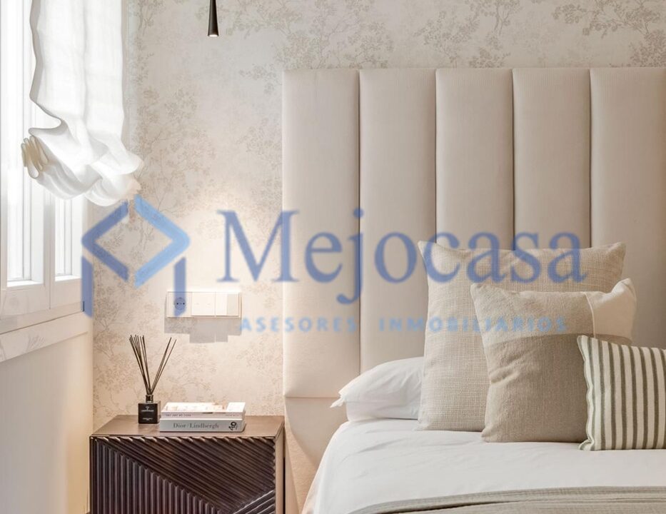 95455-10 Espaciosa  vivienda reformada a estrenar en Calle Mayor, pleno corazón de Madrid