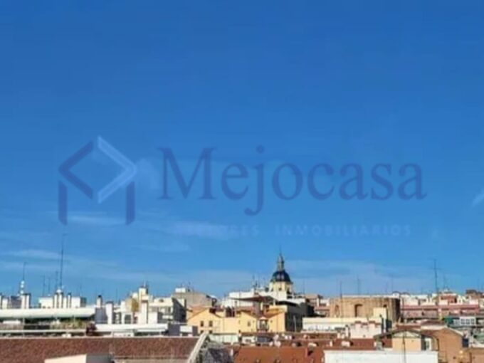 Vistas Espectaculares! 2 Terrazas en pleno corazón de Lavapiés – Embajadores