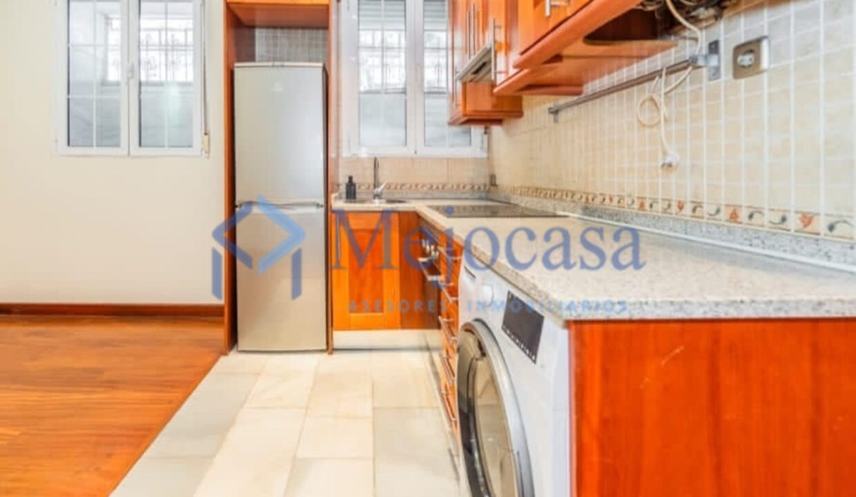 95642-06 Vistas Espectaculares! 2 Terrazas en pleno corazón de Lavapiés – Embajadores