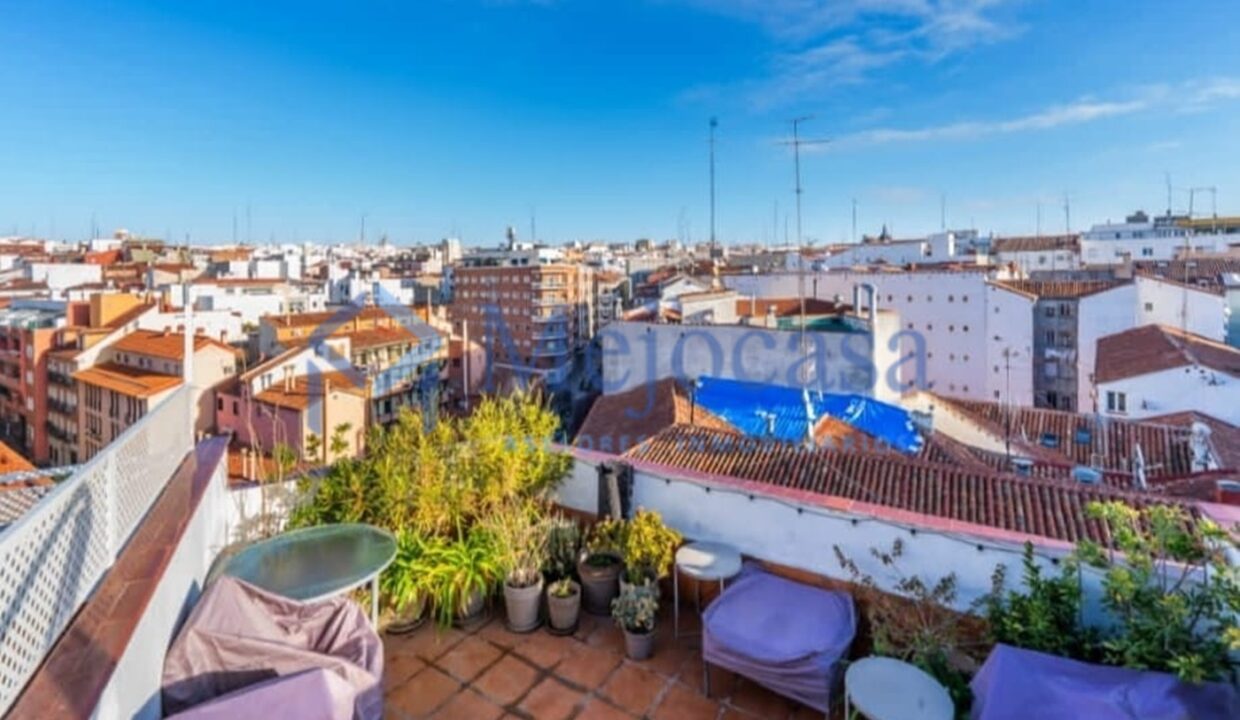 95642-15 Vistas Espectaculares! 2 Terrazas en pleno corazón de Lavapiés – Embajadores