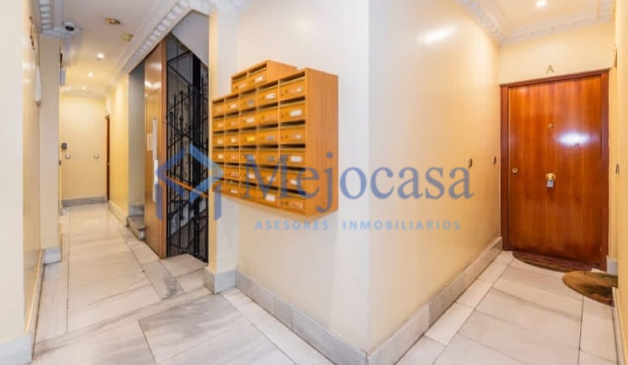 95642-21 Encantadora vivienda con 2 terrazas en pleno corazón de Lavapiés – Embajadores