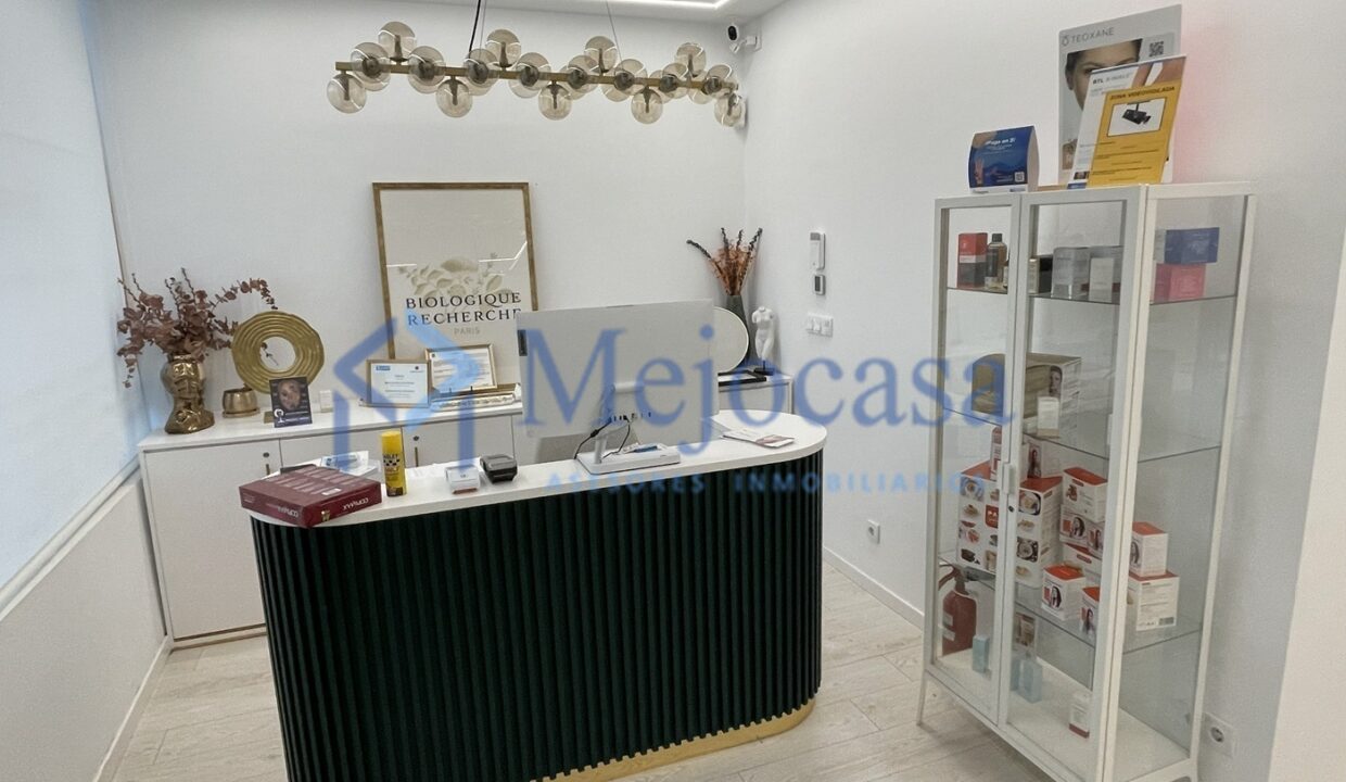 96266-01 Oportunidad Única: Traspaso de Clínica de Medicina Estética en Las Tablas