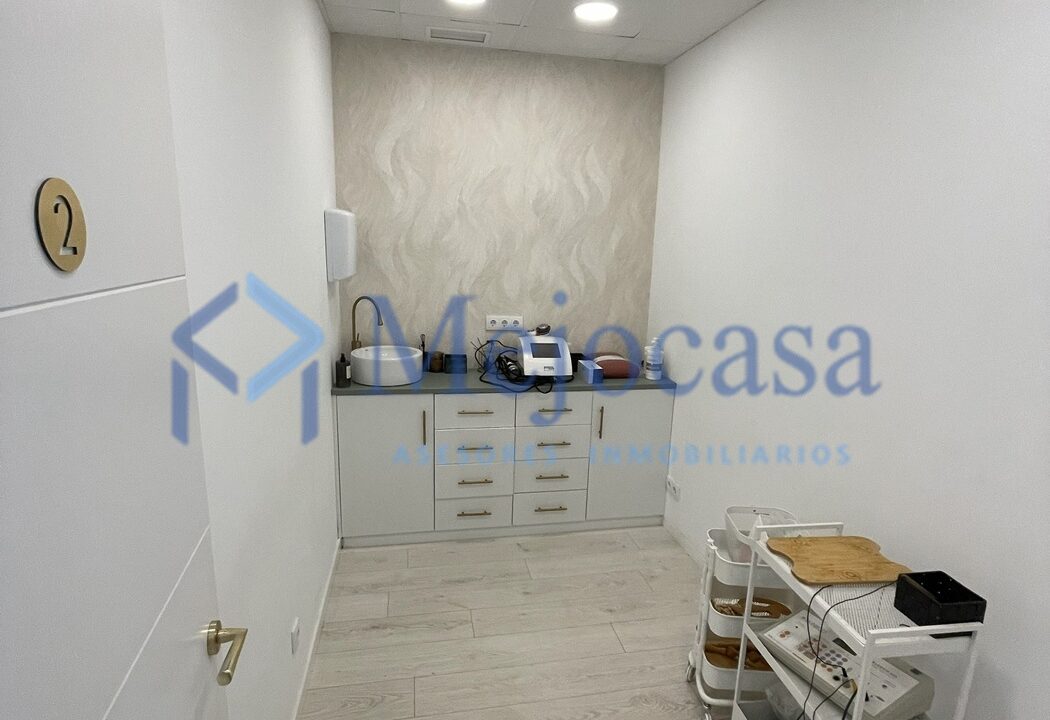 96266-07 Oportunidad Única: Traspaso de Clínica de Medicina Estética en Las Tablas