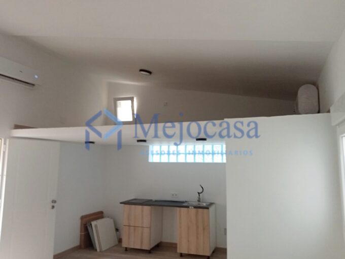 Atractivo Local-Loft recién reformado en Villaverde Alto
