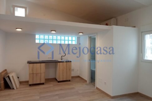 96270-02 Atractivo Local-Loft recién reformado en Villaverde Alto
