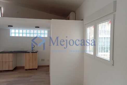 96270-03 Atractivo Local-Loft recién reformado en Villaverde Alto