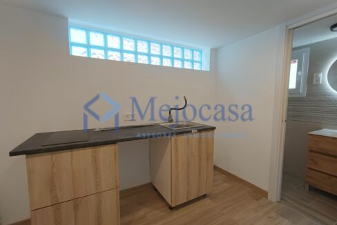 96270-04 Atractivo Local-Loft recién reformado en Villaverde Alto
