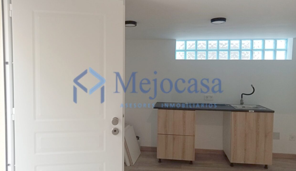 96270-05 Atractivo Local-Loft recién reformado en Villaverde Alto