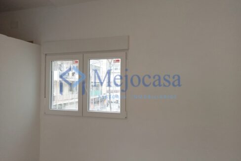96270-11 Atractivo Local-Loft recién reformado en Villaverde Alto