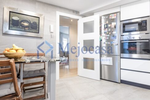 96350-18 Fantástico Ático Dúplex en una de las urbanizaciones más exclusivas de Majadahonda.