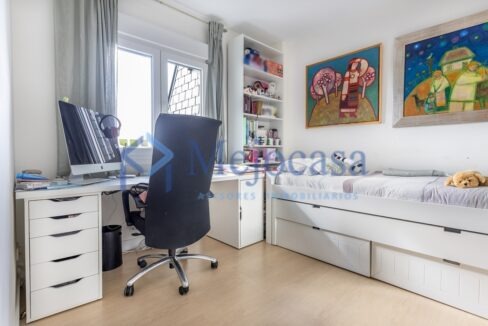 96350-28 Fantástico Ático Dúplex en una de las urbanizaciones más exclusivas de Majadahonda.