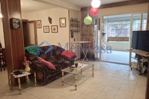 96478-02 Piso en Esperanza - Canillas, completamente exterior, con terraza abierta.