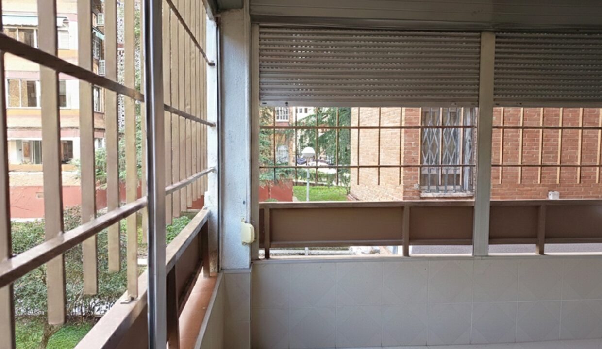 96478-06 Piso en Esperanza - Canillas, completamente exterior, con terraza abierta.