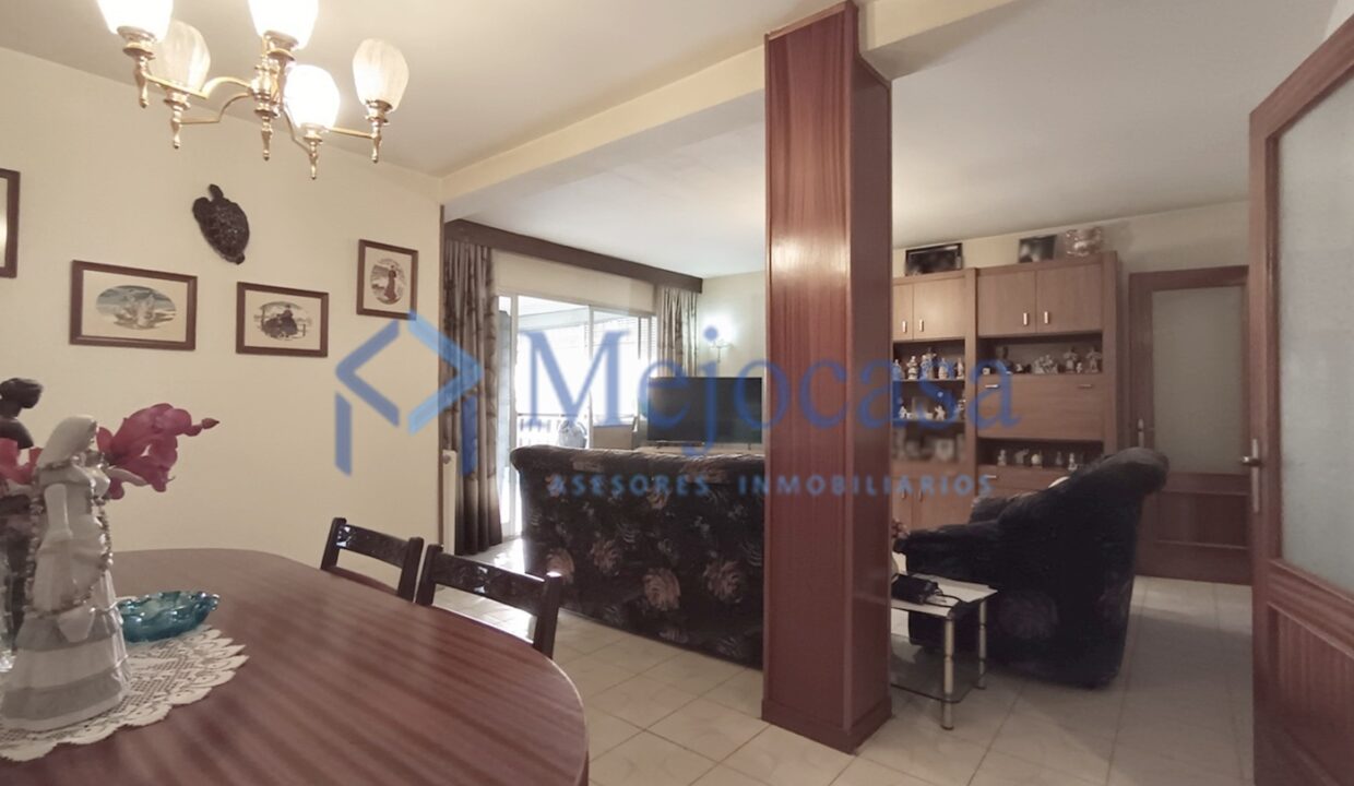 96478-07 Piso en Esperanza - Canillas, completamente exterior, con terraza abierta.