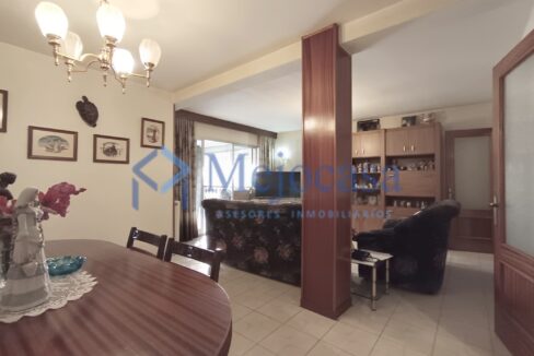 96478-07 Piso en Esperanza - Canillas, completamente exterior, con terraza abierta.