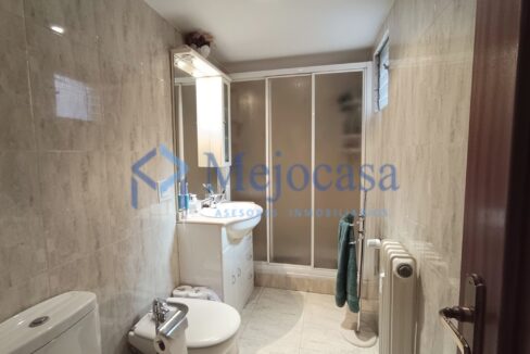 96478-20 Piso en Esperanza - Canillas, completamente exterior, con terraza abierta.