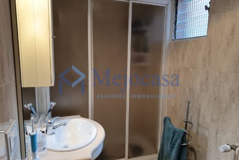 96478-21 Piso en Esperanza - Canillas, completamente exterior, con terraza abierta.