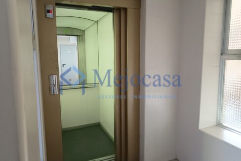 96478-23 Piso en Esperanza - Canillas, completamente exterior, con terraza abierta.