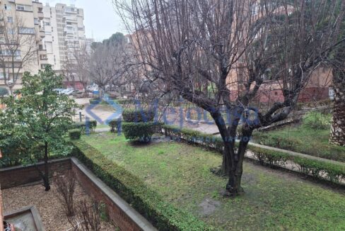 96478-26 Piso en Esperanza - Canillas, completamente exterior, con terraza abierta.