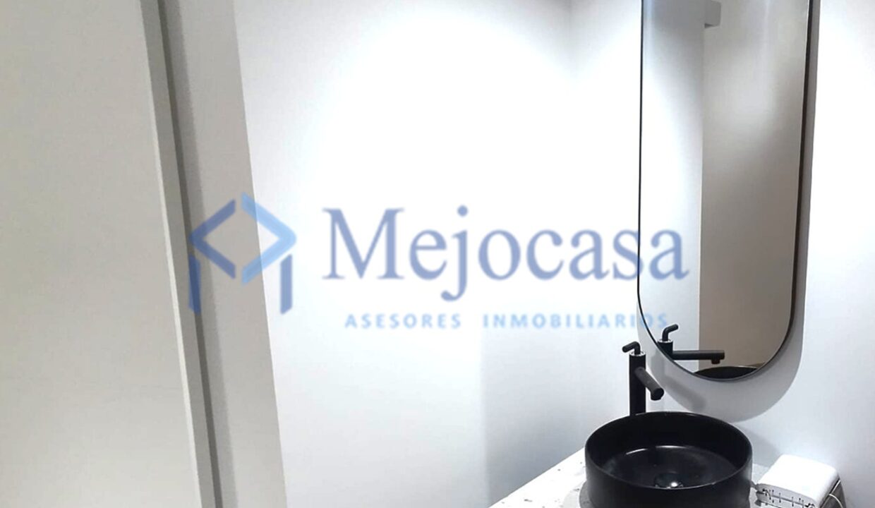 96539-08 Piso a estrenar, con reforma integral recién acabada.