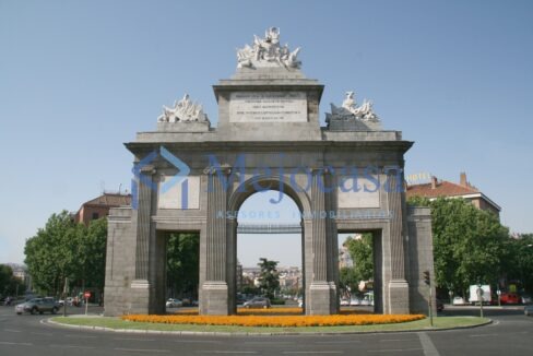 96539-14 Piso a estrenar, con reforma integral recién acabada.