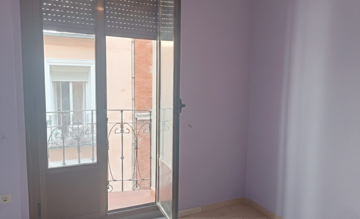 96668-08 Magnífica vivienda exterior en el corazón de Lavapiés – Calle Esperanza.