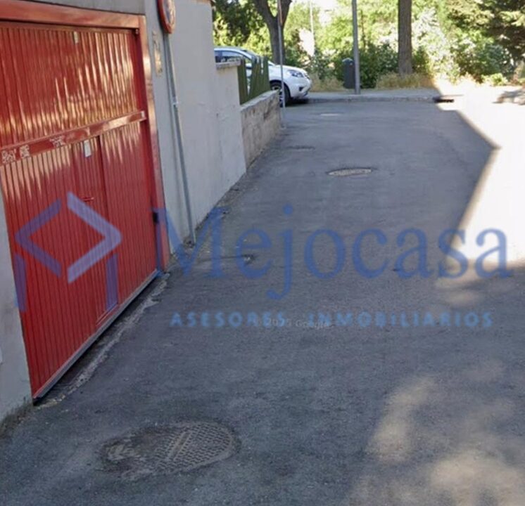 96745-05 Oportunidad de tener Plaza de garaje en la calle Carlos II.